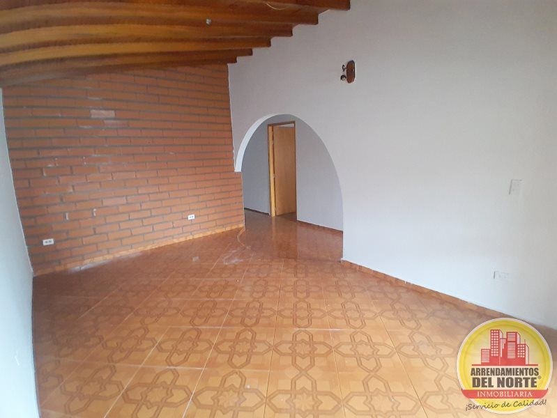 Casa en arriendo Antioquia Medellín Aranjuez 100 m2 Habitaciones 5 Baños 2 Garajes 0 Precio $4000000