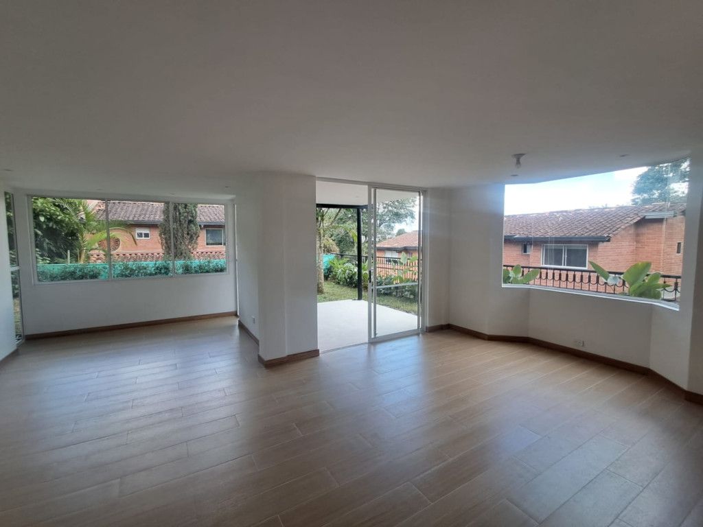Casa en arriendo Antioquia Medellín San Lucas 205 m2 Habitaciones 3 Baños 4 Garajes 2 Precio $11000000