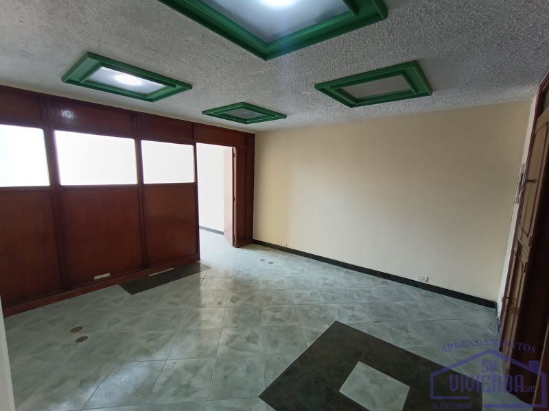 Oficina en arriendo Antioquia Medellín Prado 75 m2 Habitaciones 0 Baños 1 Garajes 1 Precio $3300000