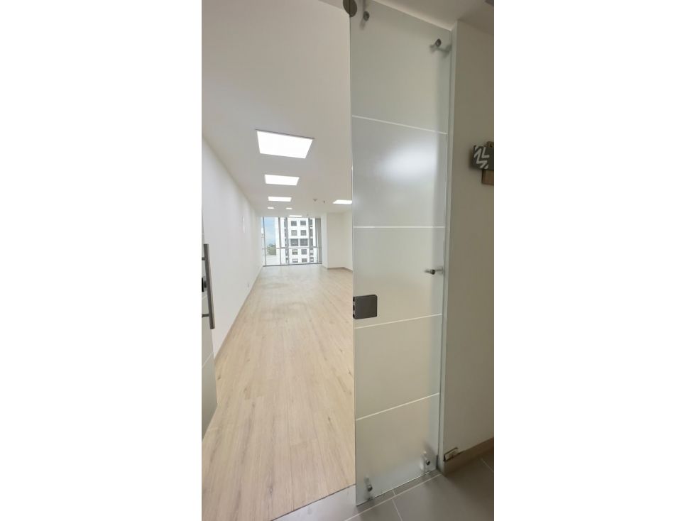 Oficina en arriendo Caldas Manizales Ub Camino De La Palma Real 35 m2 Habitaciones 0 Baños 0 Garajes 1 Precio $2900000