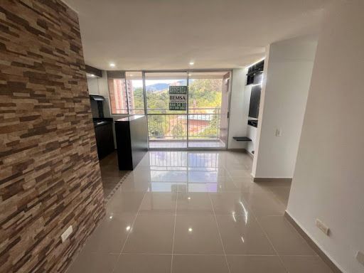 Apartamento en arriendo Antioquia Itagüí Zona Rural 55 m2 Habitaciones 2 Baños 2 Garajes 1 Precio $2500000