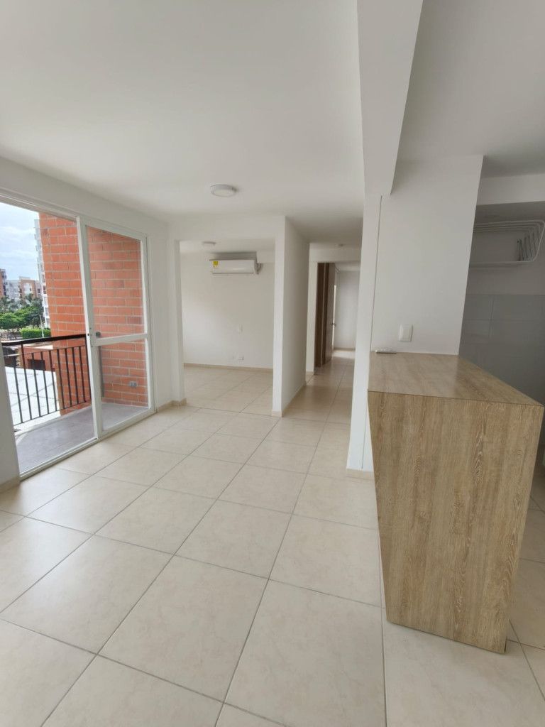 Apartamento en arriendo Valle Del Cauca Cali Condominio Marfil 60 m2 Habitaciones 3 Baños 2 Garajes 1 Precio $1600000