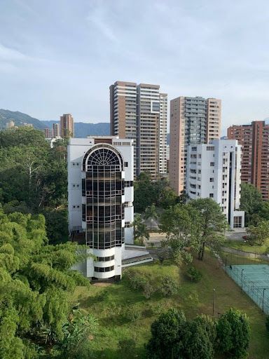 Apartaestudio en arriendo Antioquia Medellín La Aguacatala 66 m2 Habitaciones 1 Baños 2 Garajes 2 Precio $4800000