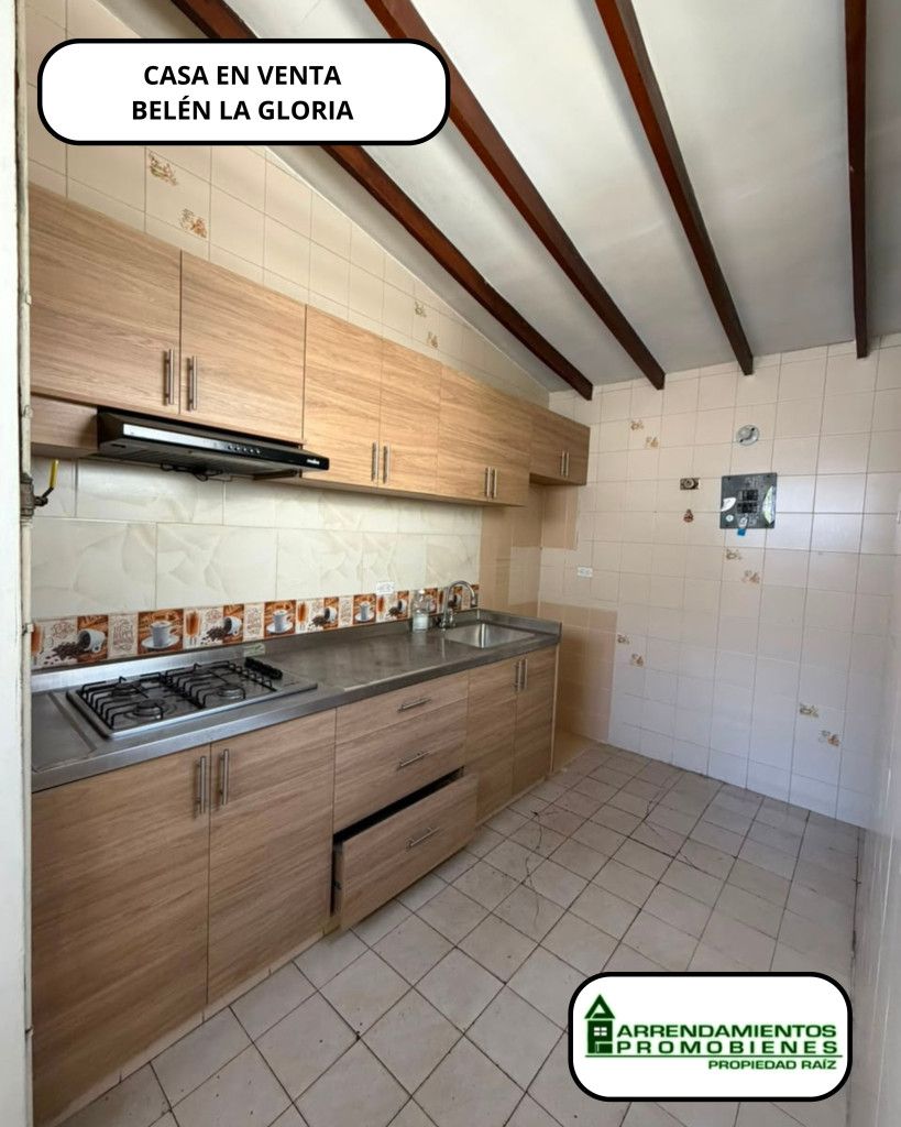 Casa en venta Antioquia Medellín La Gloria 97 m2 Habitaciones 3 Baños 2 Garajes 0 Precio $430000000