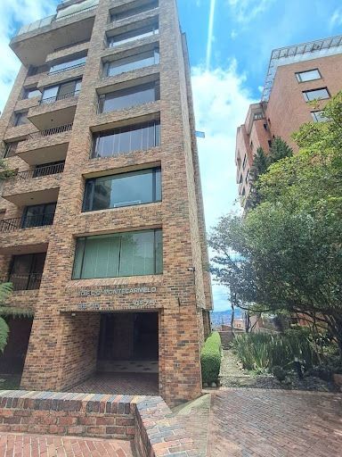 Apartamento en venta Cundinamarca Bogotá Villa De Los Alpes Ii Sector 331 m2 Habitaciones 3 Baños 4 Garajes 3 Precio $2800000000