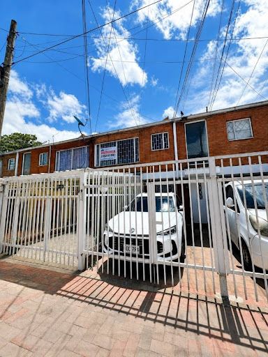 Apartamento en arriendo Cundinamarca Bogotá Los Angeles 64 m2 Habitaciones 4 Baños 1 Garajes 1 Precio $2000000