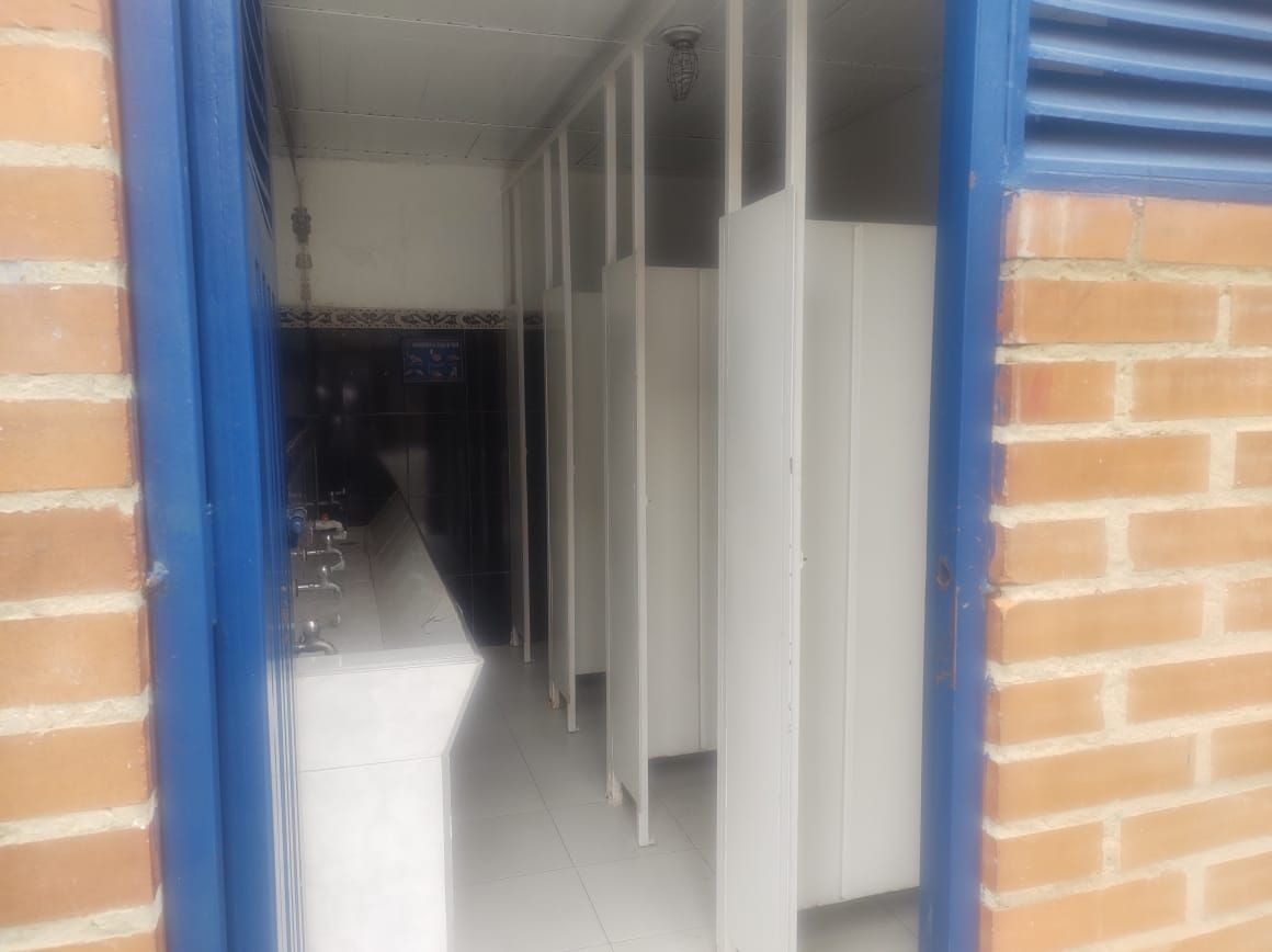 Casa en arriendo o venta Cundinamarca Bogotá Villa María 600 m2 Habitaciones 6 Baños 6 Garajes 1 Precio venta $3000000000 Precio arriendo $10500000