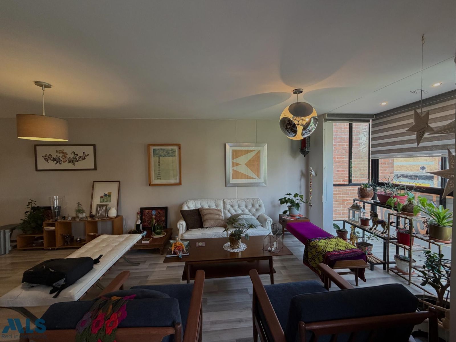 Inmuebles en Remate Apartamento en venta Antioquia Medellín La Linde 90 m2 Habitaciones 2 Baños 2 Garajes 1 Precio $698000000
