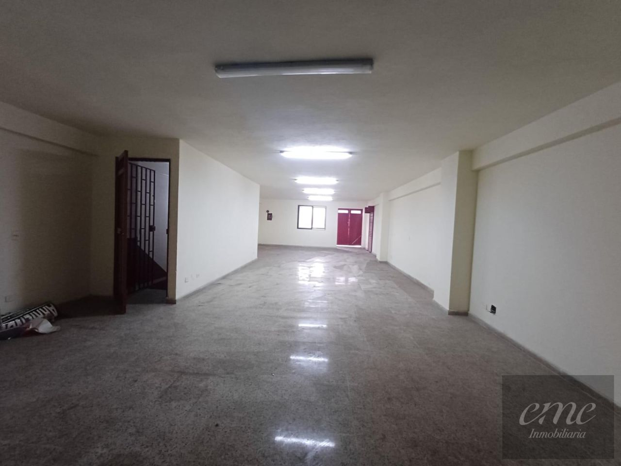 Bodega en arriendo Antioquia Medellín Manrique Central No1 137 m2 Habitaciones 0 Baños 2 Garajes 0 Precio $3600000