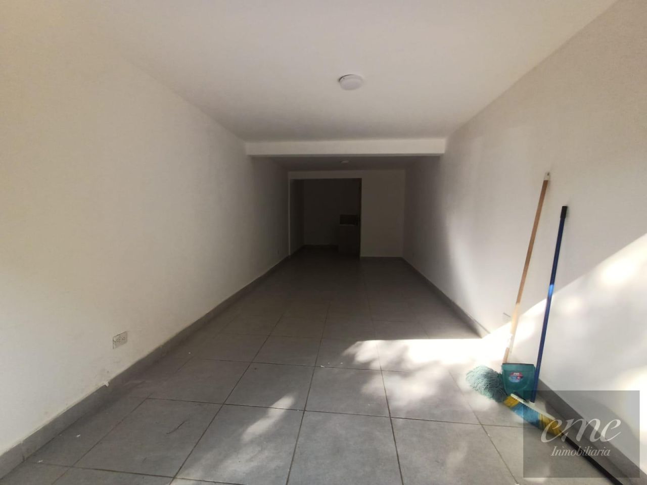 Local en arriendo Antioquia Medellín Cuarta Brigada 35 m2 Habitaciones 0 Baños 1 Garajes 0 Precio $2700000