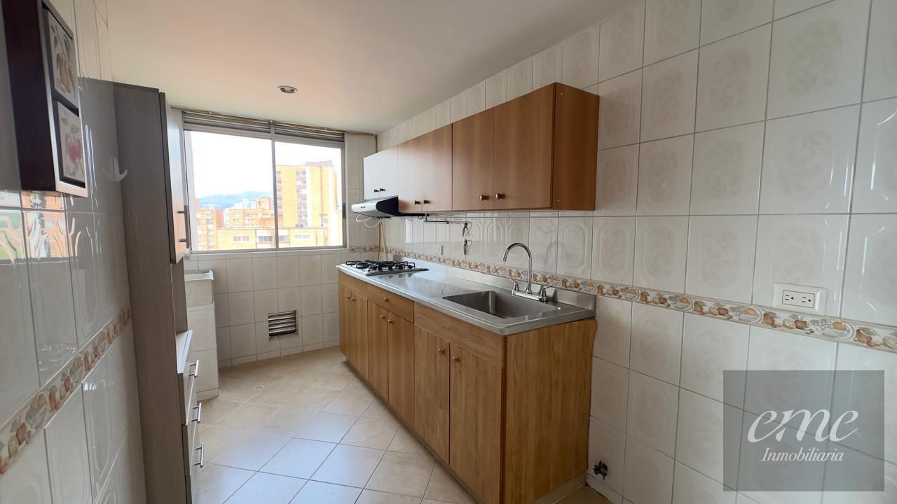 Apartamento en arriendo Antioquia Medellín El Castillo 72 m2 Habitaciones 2 Baños 2 Garajes 2 Precio $3600000