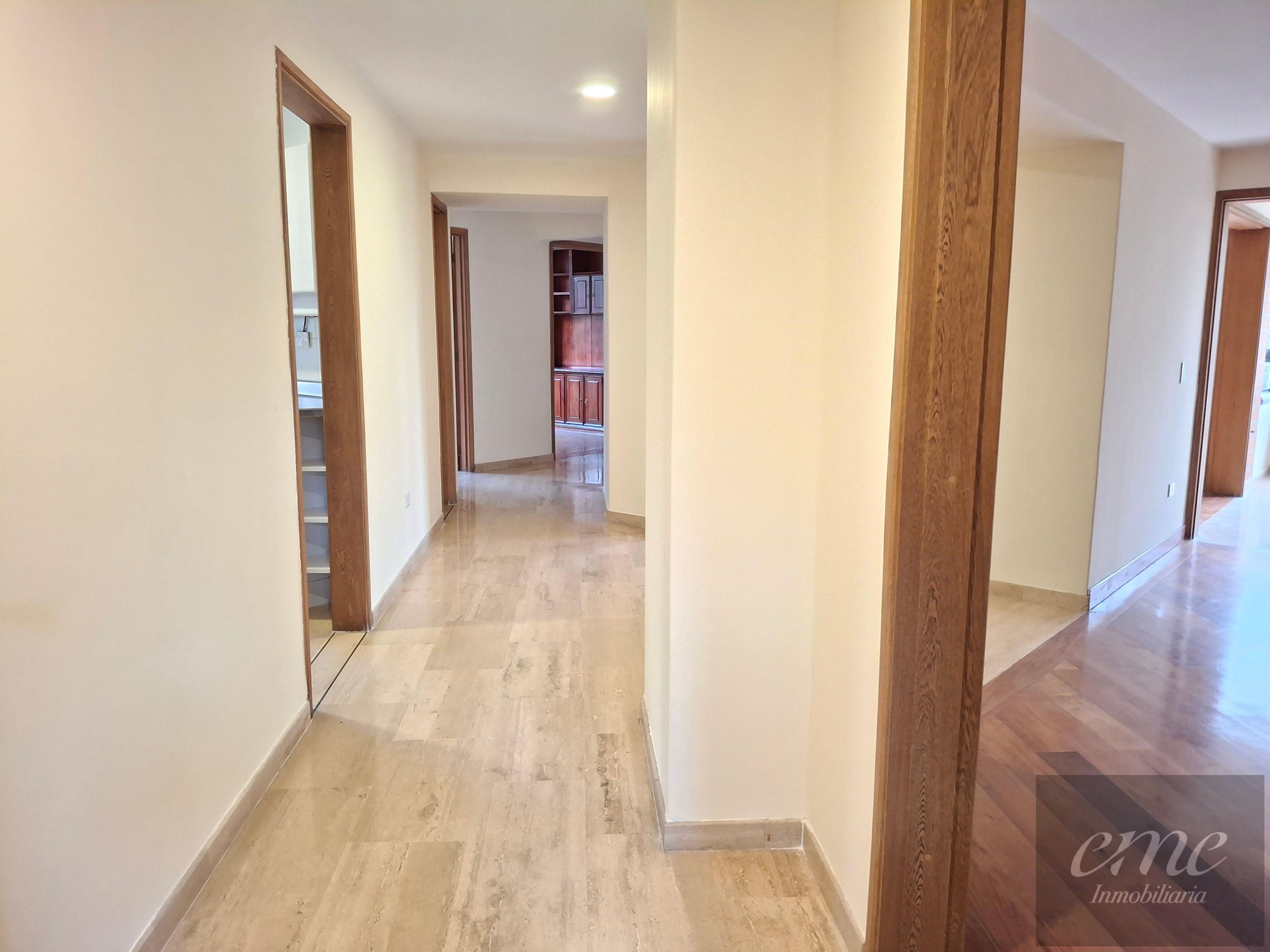 Apartamento en arriendo Antioquia Medellín Urbanizacion Castilla Real 170 m2 Habitaciones 4 Baños 4 Garajes 2 Precio $7500000