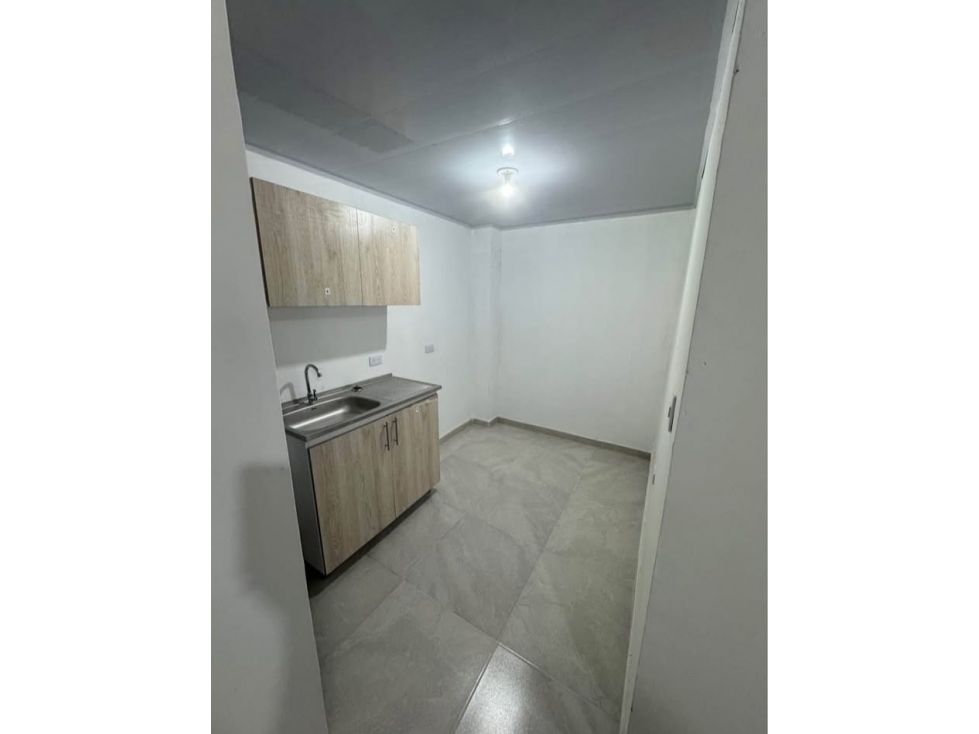 Apartaestudio en arriendo Antioquia Medellín Sucre 30 m2 Habitaciones 0 Baños 1 Garajes 0 Precio $1350000