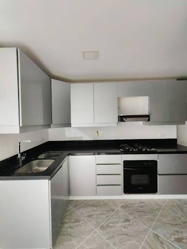 Apartamento en arriendo Antioquia Medellín El Nogal- Los Almendros 130 m2 Habitaciones 4 Baños 3 Garajes 1 Precio $5000000