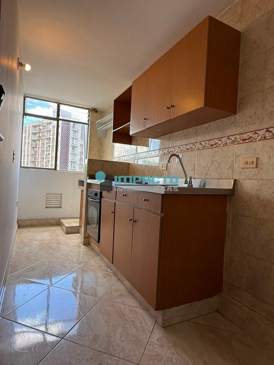Apartamento en arriendo Antioquia Medellín El Rincon 75 m2 Habitaciones 3 Baños 2 Garajes 1 Precio $2700000