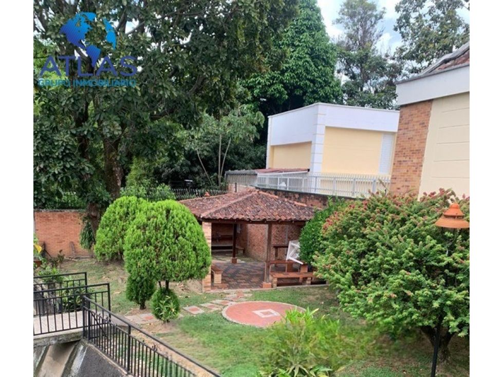 Casa en venta Santander Floridablanca Ub Prados De Cañaveral 140 m2 Habitaciones 4 Baños 2 Garajes 2 Precio $560000000