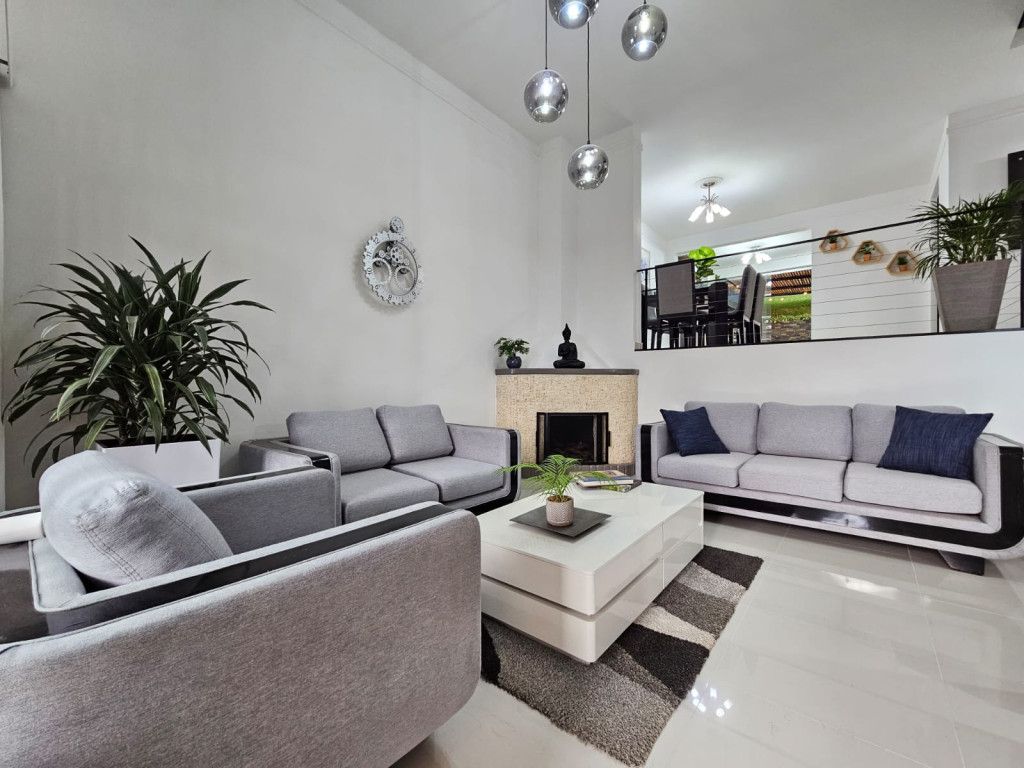 Casa en arriendo Antioquia Medellín Los Balsos No2 246 m2 Habitaciones 3 Baños 5 Garajes 2 Precio $9500000
