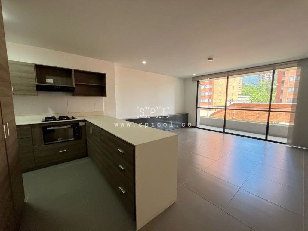 Apartamento en arriendo Antioquia Envigado Asd 80 m2 Habitaciones 2 Baños 3 Garajes 2 Precio $4300000