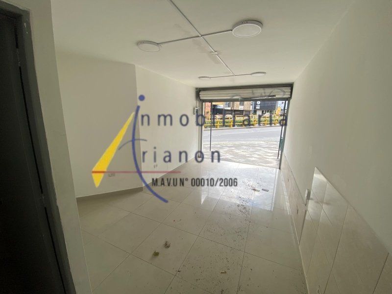 Local en arriendo Antioquia Medellín La Esperanza 20 m2 Habitaciones 0 Baños 1 Garajes 0 Precio $2000000