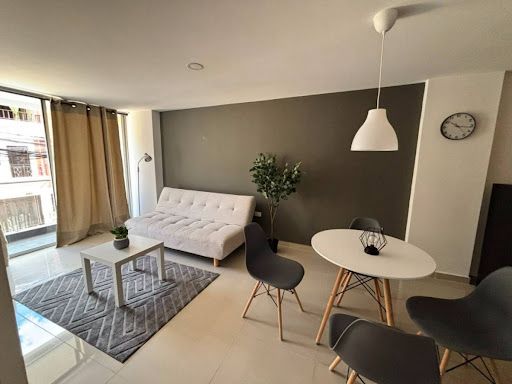 Apartamento en arriendo Antioquia Itagüí Camparola 77 m2 Habitaciones 3 Baños 2 Garajes 0 Precio $2300000
