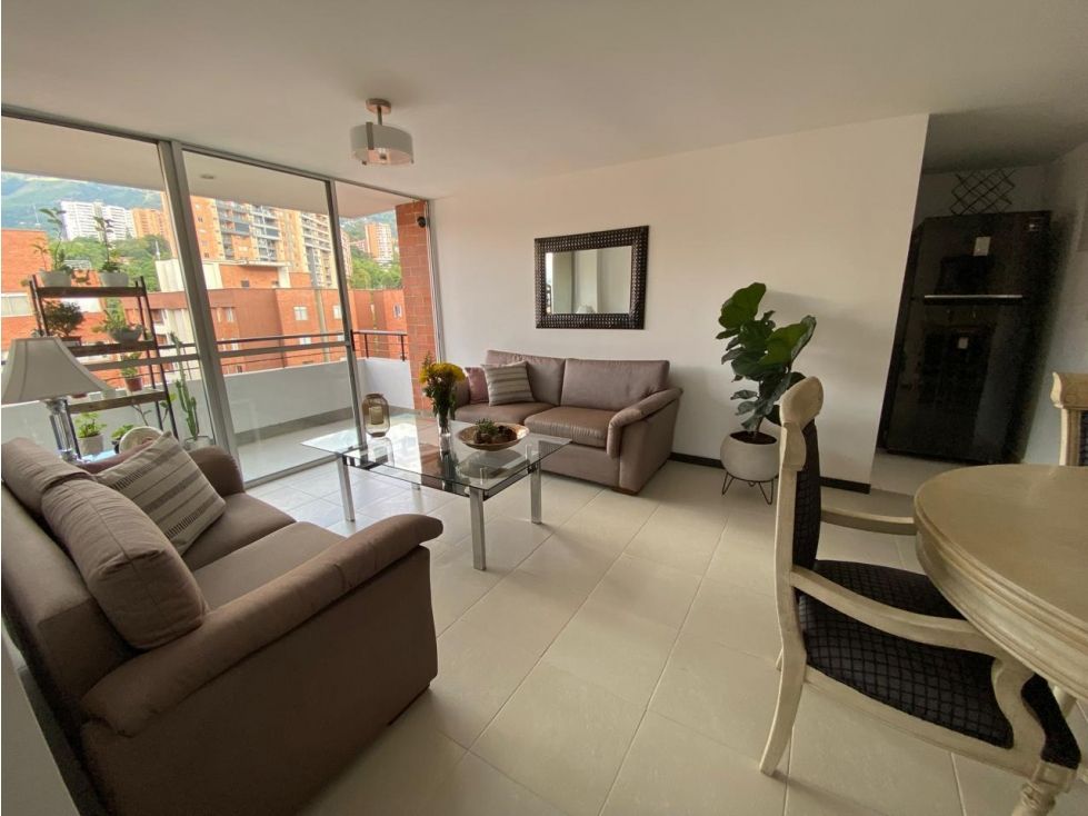 Apartamento en venta Antioquia Envigado Uribe Ángel 88 m2 Habitaciones 3 Baños 2 Garajes 0 Precio $710000000