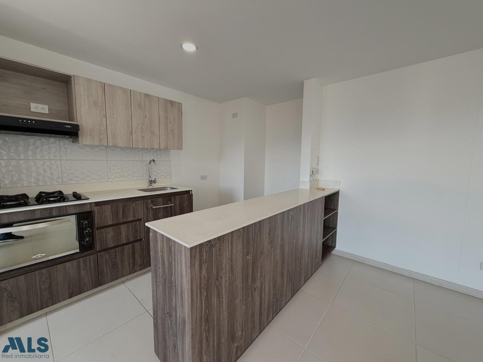 Inmuebles en Remate Apartamento en venta Antioquia Medellín San Diego 64 m2 Habitaciones 3 Baños 2 Garajes 1 Precio $608000000