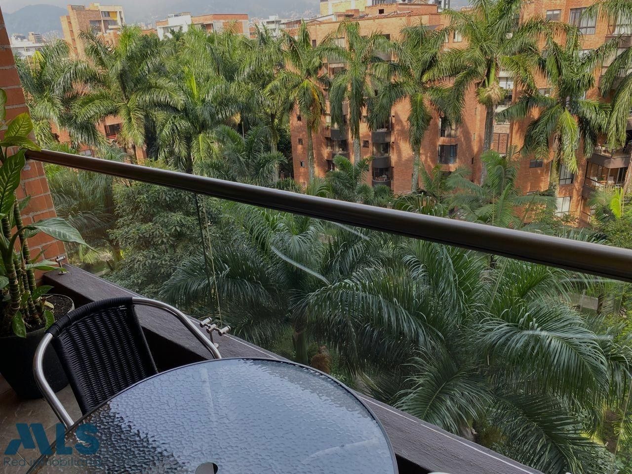 Inmuebles en Remate Apartamento en venta Antioquia Medellín Los Conquistadores 114 m2 Habitaciones 4 Baños 4 Garajes 2 Precio $990000000