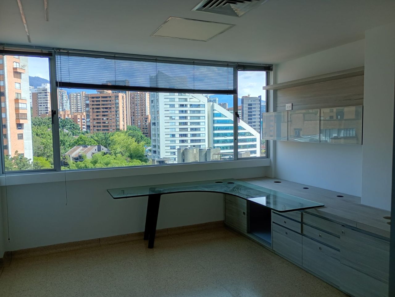 Consultorio en arriendo Antioquia Medellín La Florida 44 m2 Habitaciones 0 Baños 1 Garajes 0 Precio $7200000