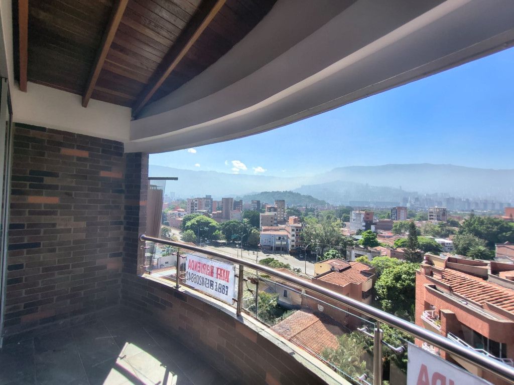 Apartamento en arriendo Antioquia Medellín Rosales 84 m2 Habitaciones 3 Baños 2 Garajes 1 Precio $4000000