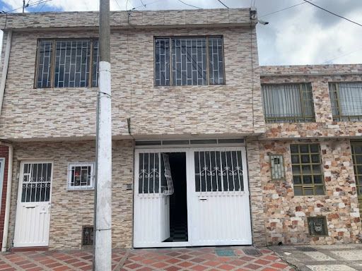 Casa en venta Cundinamarca Bogotá Carvajal 280 m2 Habitaciones 9 Baños 5 Garajes 1 Precio $780000000