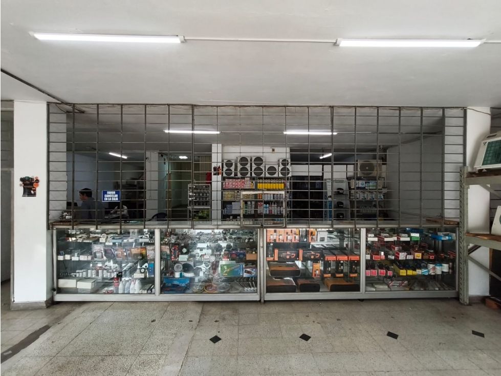 Edificio en venta Antioquia Medellín San Benito 650 m2 Habitaciones 0 Baños 0 Garajes 0 Precio $3000000000