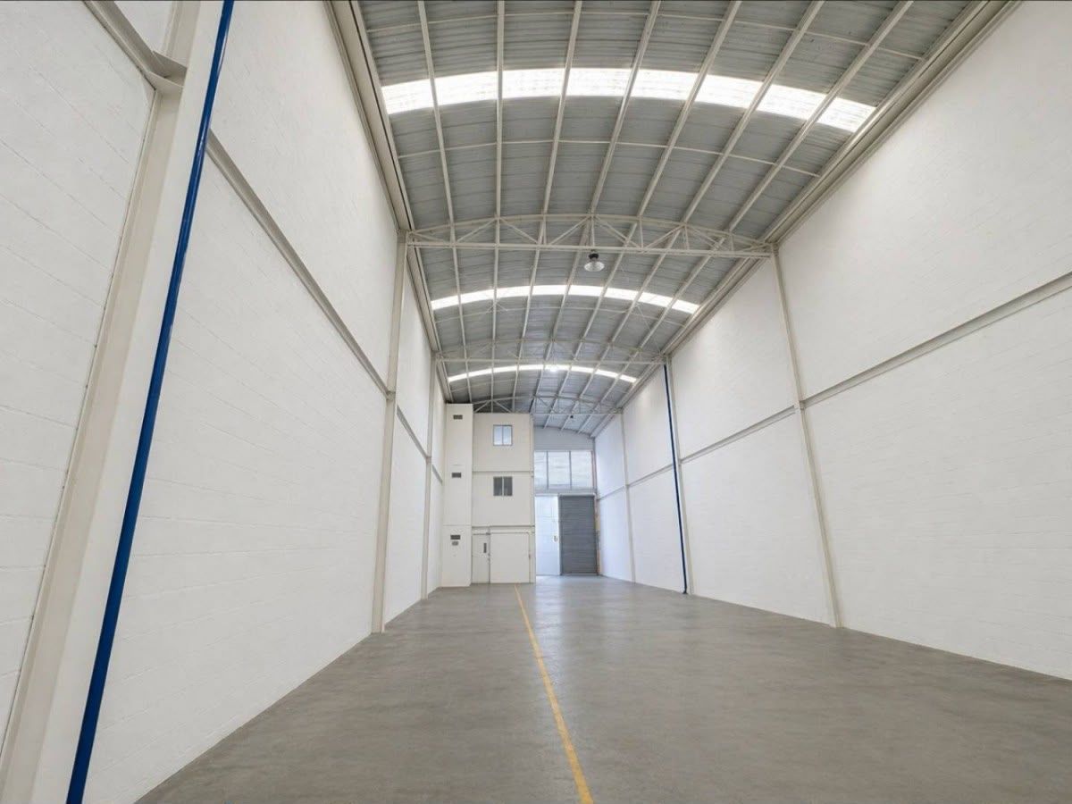 Bodega en arriendo Antioquia Rionegro Cuatro Esquinas 550 m2 Habitaciones 0 Baños 4 Garajes 4 Precio $17020000