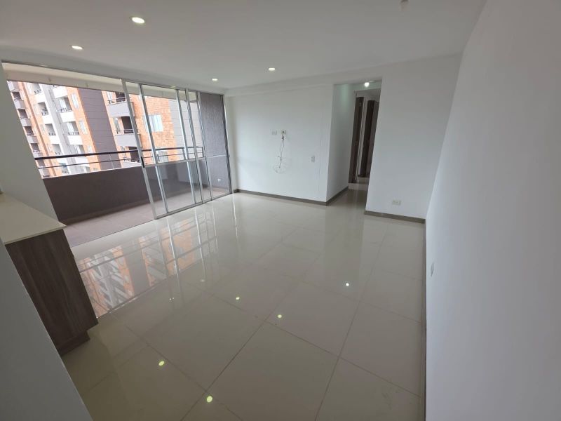 Apartamento en arriendo Antioquia La Estrella Camilo Torres 67 m2 Habitaciones 3 Baños 2 Garajes 1 Precio $2500000