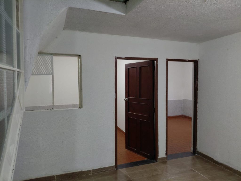 Apartamento en arriendo Cundinamarca Bogotá Casa Rey 45 m2 Habitaciones 2 Baños 1 Garajes 0 Precio $800000