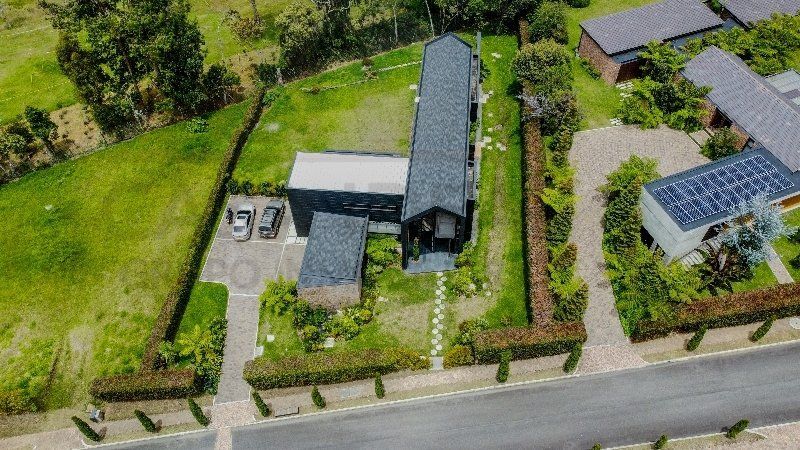 Casa en venta Antioquia Envigado Loma Del Atravesado 1615 m2 Habitaciones 3 Baños 6 Garajes 6 Precio $4200000000