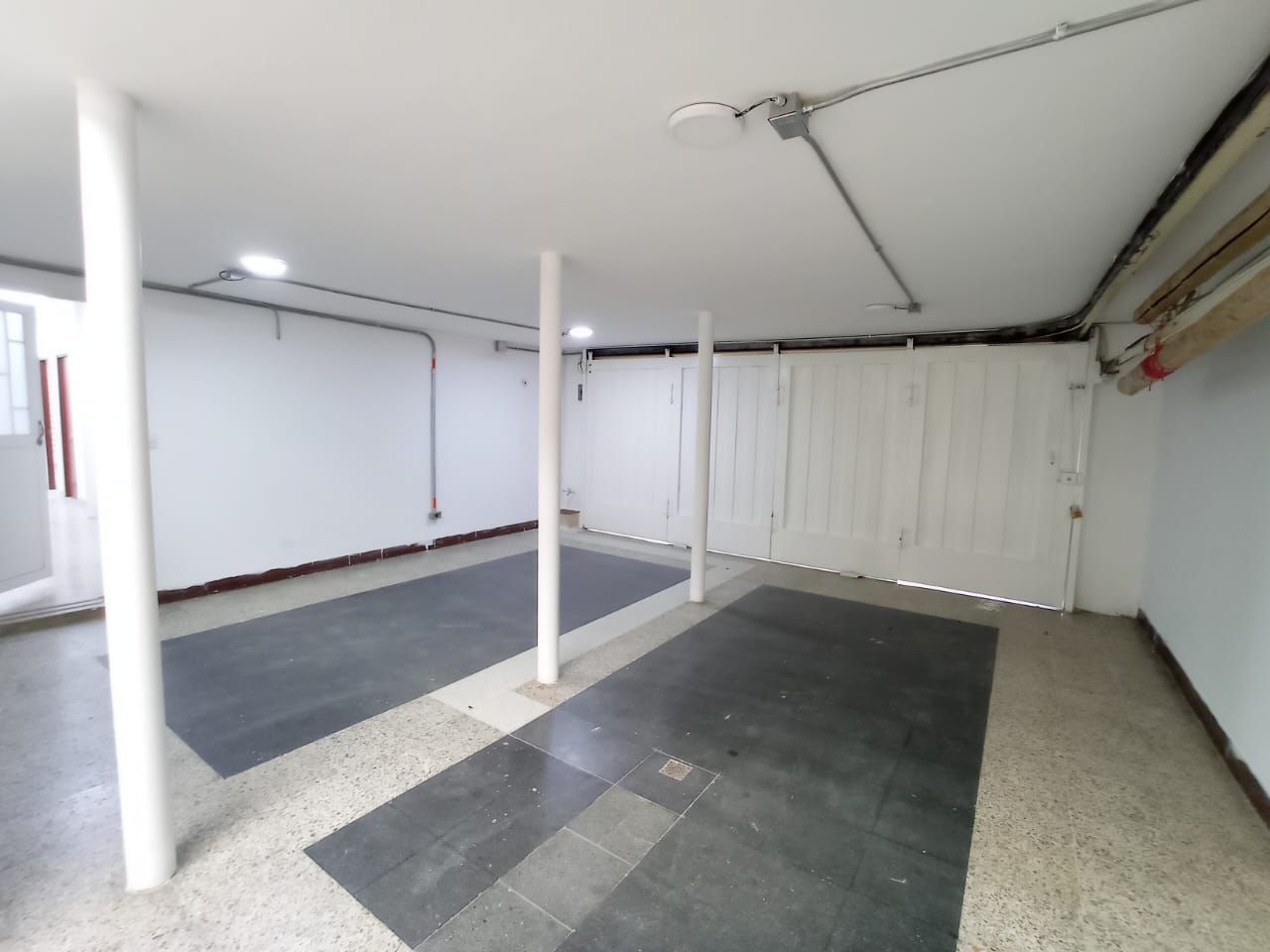 Casa en arriendo Antioquia Medellín Estadio 720 m2 Habitaciones 6 Baños 6 Garajes 2 Precio $19500000