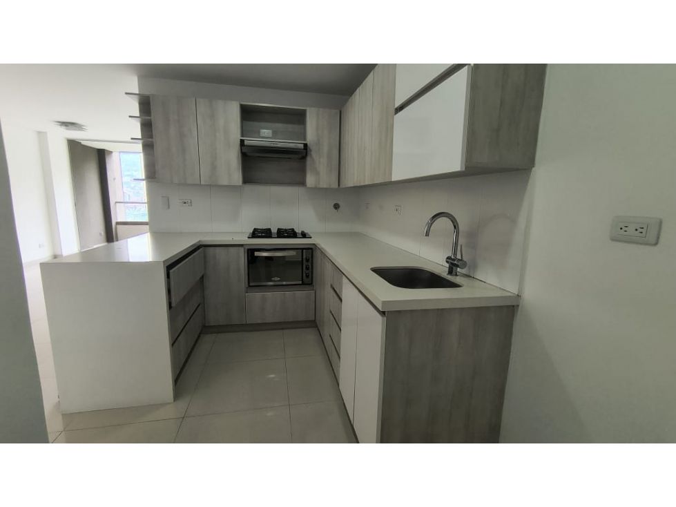 Apartamento en arriendo Antioquia Medellín San Diego 90 m2 Habitaciones 3 Baños 2 Garajes 1 Precio $4200000