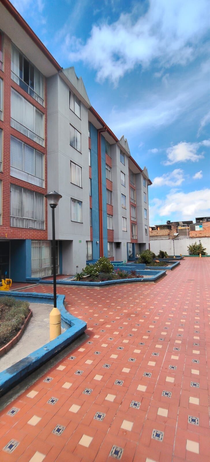 Apartamento en venta Cundinamarca Bogotá Villa Galante 70 m2 Habitaciones 3 Baños 2 Garajes 1 Precio $320000000