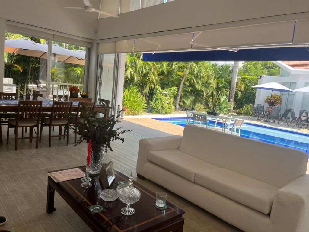 Casa en venta Cundinamarca Girardot Cn Lagos Del Peñon 360 m2 Habitaciones 5 Baños 6 Garajes 4 Precio $1500000000