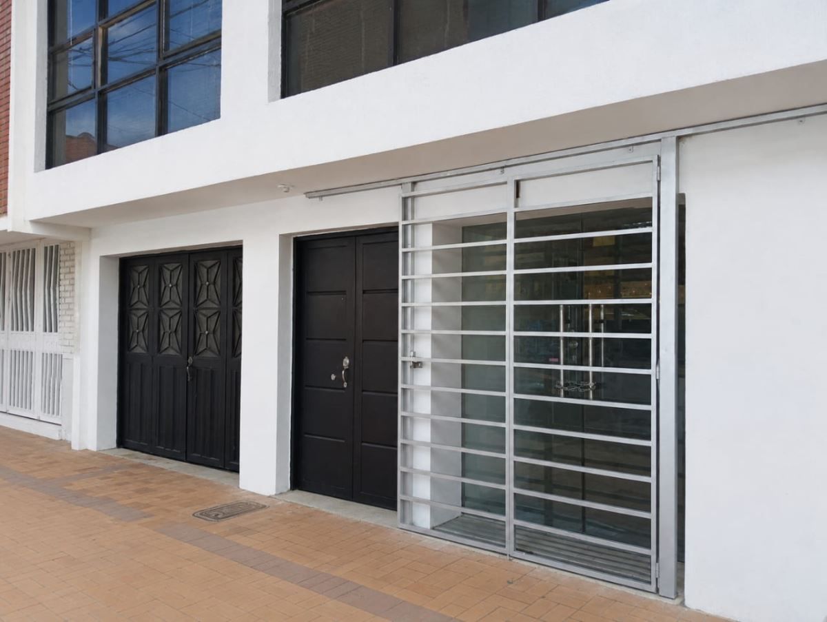 Local en arriendo Cundinamarca Soacha Linconl 200 m2 Habitaciones 0 Baños 12 Garajes 0 Precio $5000000