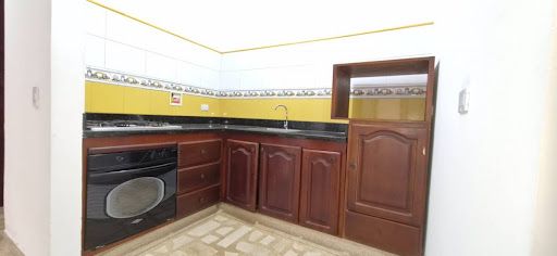 Casa en arriendo Antioquia Medellín Los Alcazares 100 m2 Habitaciones 3 Baños 2 Garajes 0 Precio $2700000
