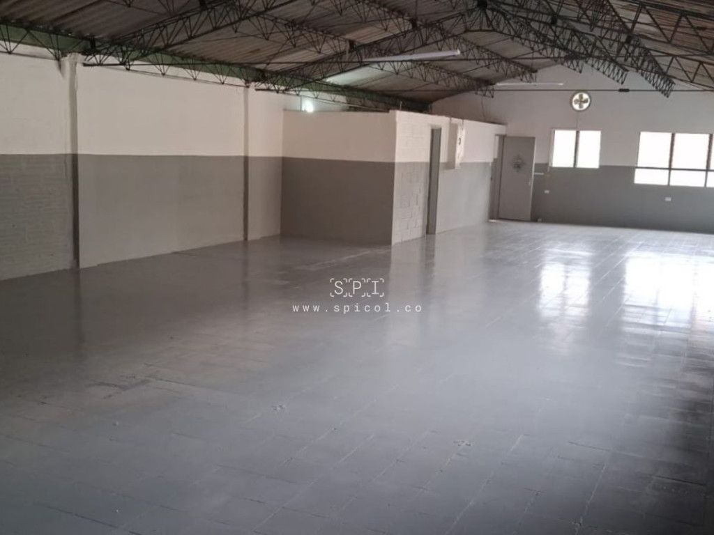 Bodega en arriendo Antioquia Medellín Colombia 149 m2 Habitaciones 0 Baños 2 Garajes 0 Precio $3500000