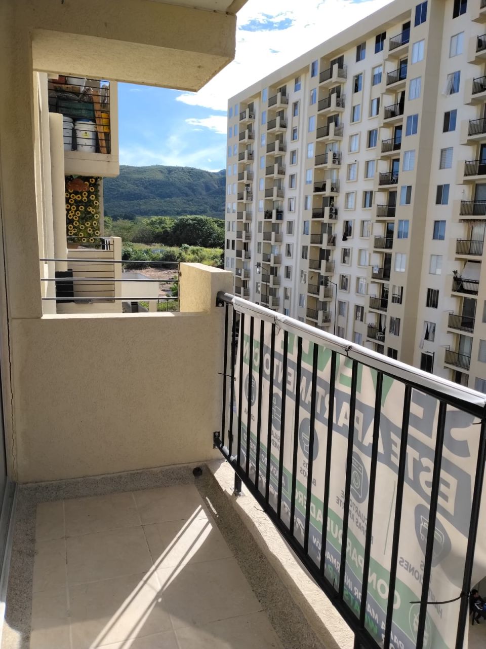 Apartamento en arriendo o venta Cundinamarca Girardot Ub Parques De Andalucia 54 m2 Habitaciones 2 Baños 2 Garajes 1 Precio venta $215000000 Precio arriendo $950000