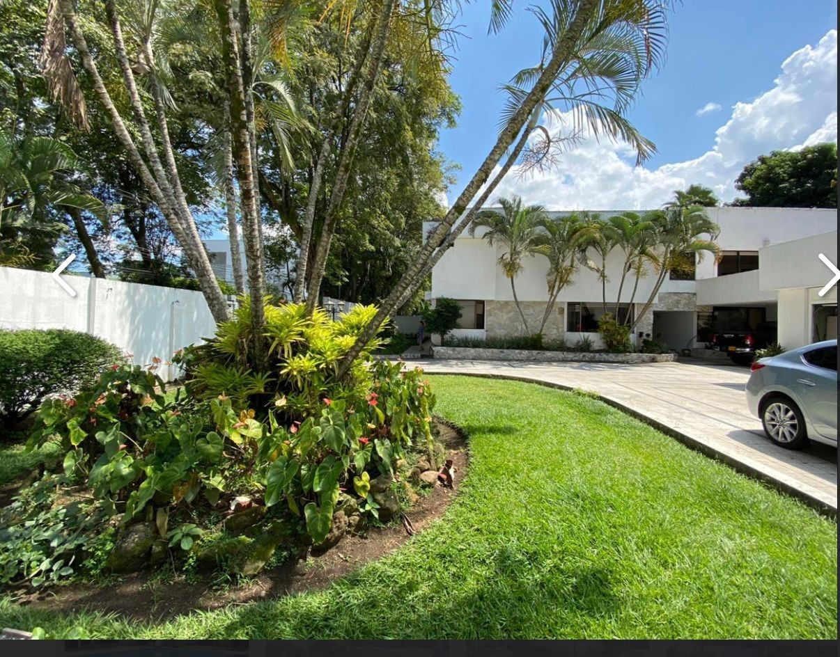 Casa en arriendo Valle Del Cauca Cali Urbanización Ciudad Jardín 1478 m2 Habitaciones 4 Baños 8 Garajes 10 Precio $14000000