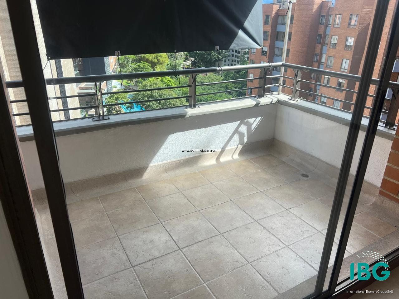 Apartamento en venta Antioquia Medellín Castropol 97 m2 Habitaciones 3 Baños 2 Garajes 2 Precio $800000000