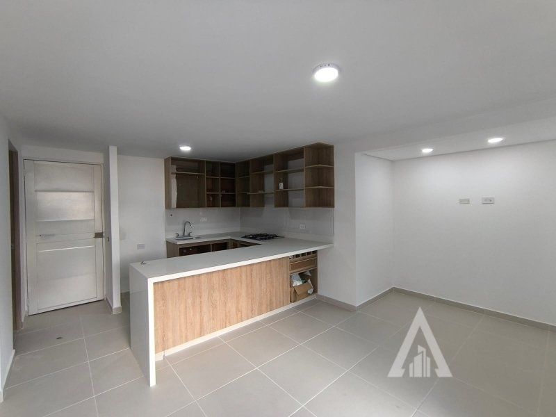 Apartamento en arriendo Antioquia Itagüí Vereda El Progreso 52 m2 Habitaciones 3 Baños 2 Garajes 0 Precio $2400000