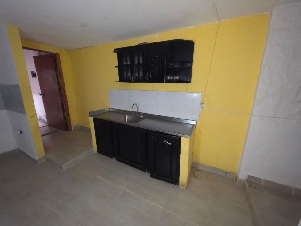Apartamento en arriendo Antioquia Medellín Enciso 402 m2 Habitaciones 2 Baños 1 Garajes 0 Precio $800000