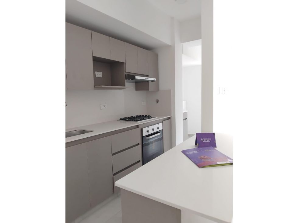Apartamento en arriendo Antioquia Medellín La Aguacatala 84 m2 Habitaciones 3 Baños 2 Garajes 1 Precio $4800000