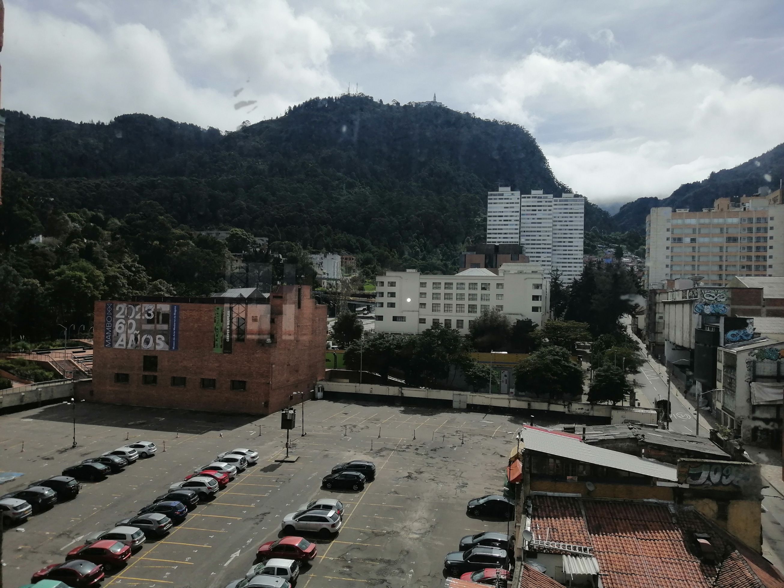 Oficina en arriendo o venta Cundinamarca Bogotá Las Nieves 176 m2 Habitaciones 0 Baños 2 Garajes 0 Precio venta $700000000 Precio arriendo $4500000