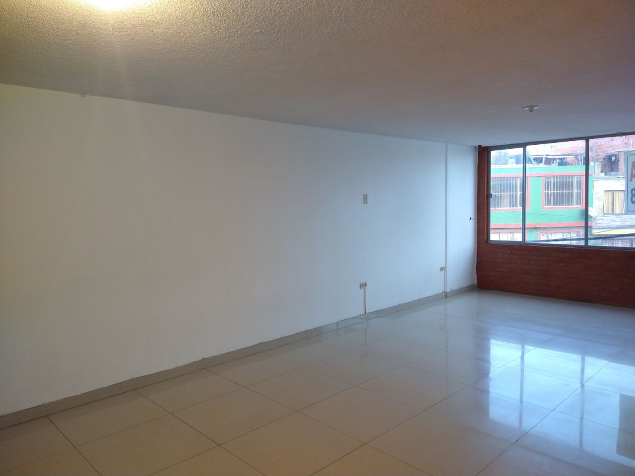 Casa en arriendo Cundinamarca Bogotá Calandaima 148 m2 Habitaciones 4 Baños 3 Garajes 1 Precio $1800000